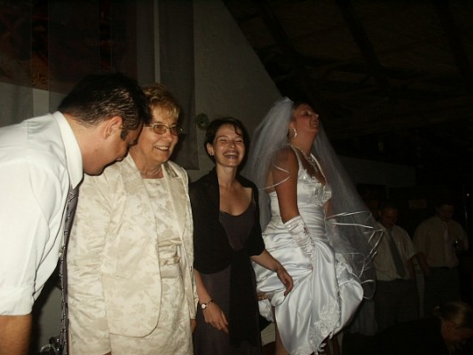 453hochzeitungarnbernimoni2007.jpg